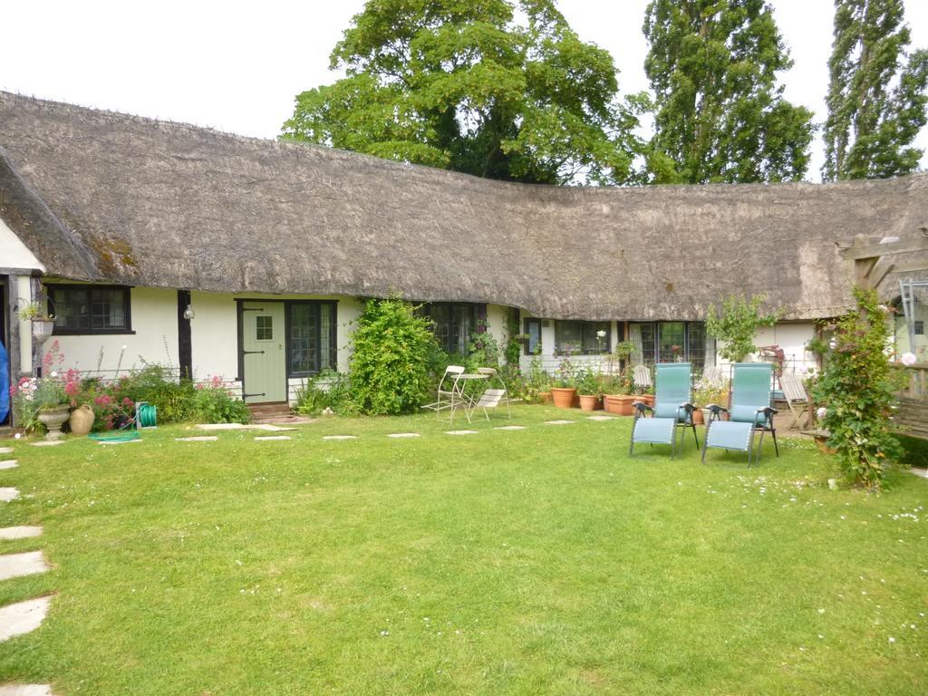 Church Hall Farm Bed And Breakfast Broxted Εξωτερικό φωτογραφία